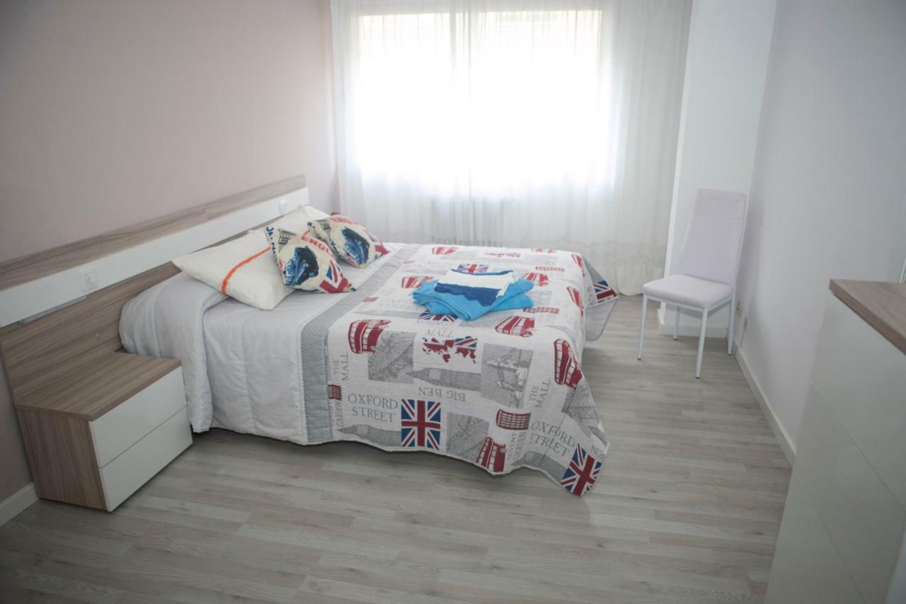 El Apartamento De Maria Lugo Dış mekan fotoğraf